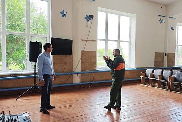 Парламентарий убедился в качестве работ